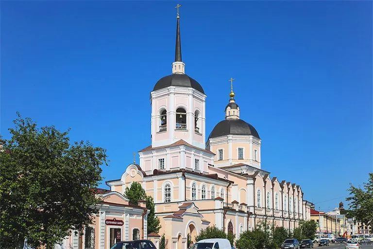 Главные достопримечательности Томска - Кафедральный Богоявленский собор