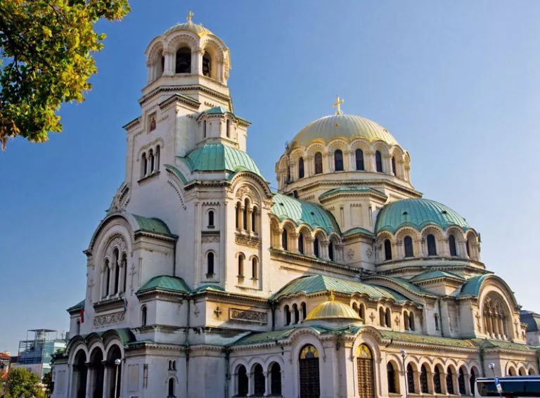 Главные достопримечательности Болгарии - Собор Александра Невского в Софии
