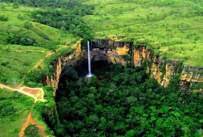 Главные достопримечательности Бразилиы - Национальный парк Шапада душ Веадейруш