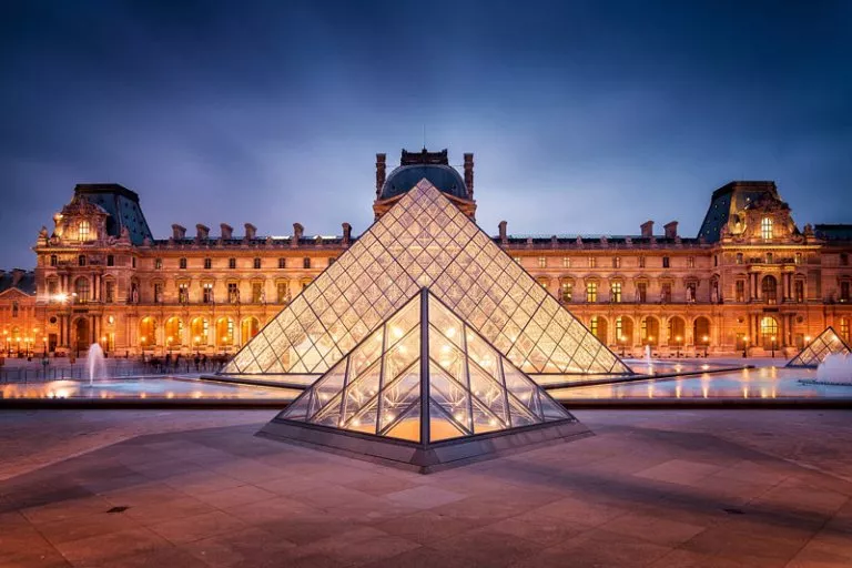 Главные достопримечательности Франции - Лувр