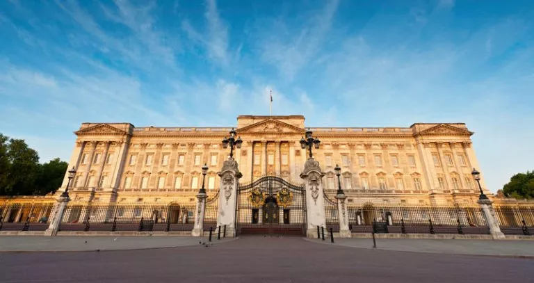 Главные достопримечательности Великобритании - Букингемский дворец