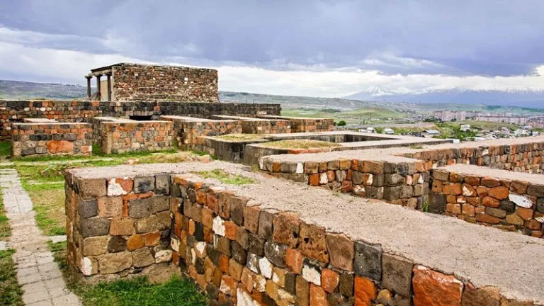 Главные достопримечательности Еревана - Крепость Эребуни