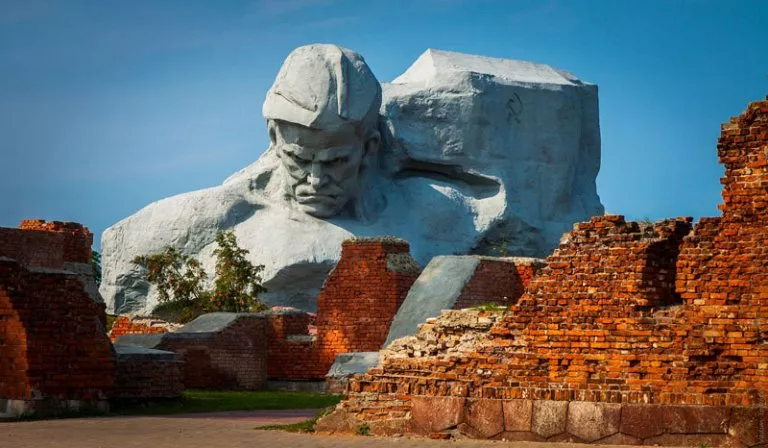 Главные достопримечательности Западной Беларусь - Брестская крепость