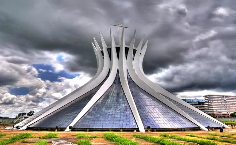 Главные достопримечательности Бразилиы - Кафедральный Собор Бразилиа