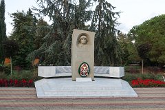 Памятник павшим в Великой Отечественной войне в поселке Лазаревское, Сочи