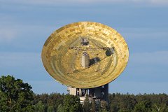 Тарелка космического радиотелескопа в Калязине