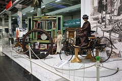 Мотоколяска 1886 года - экспонат музея техники в Зинсхайме