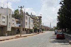 Улица на окраинах города Аланья в Турции