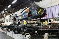 Коллекция Майбахов и вертолет UH-34 - экспонаты музея техники в Зинсхайме