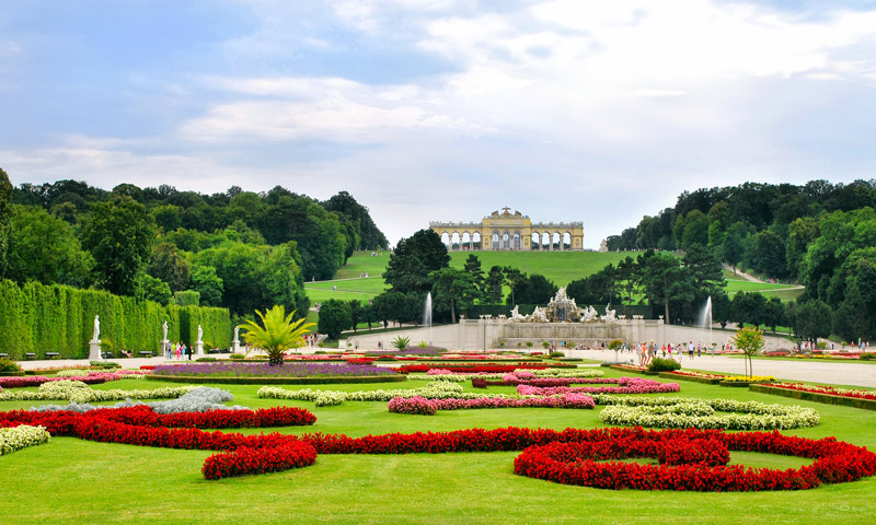 Парк дворца Шёнбрунн