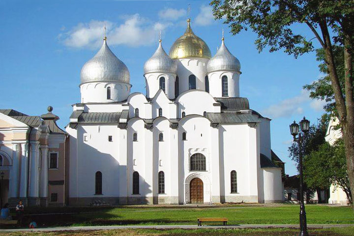 Главные достопримечательности Великого Новгорода - Софийский Собор в Новгороде