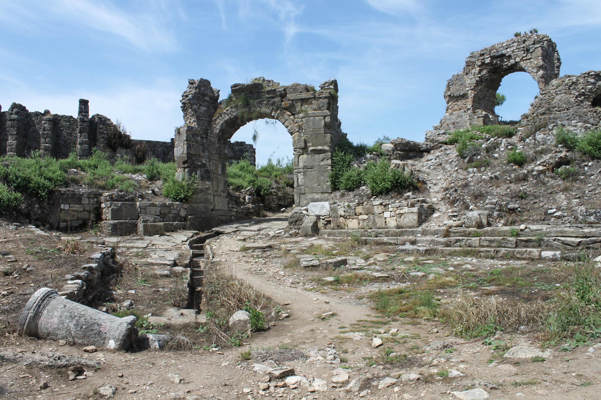 Руины древнего города Аспендос в Турции