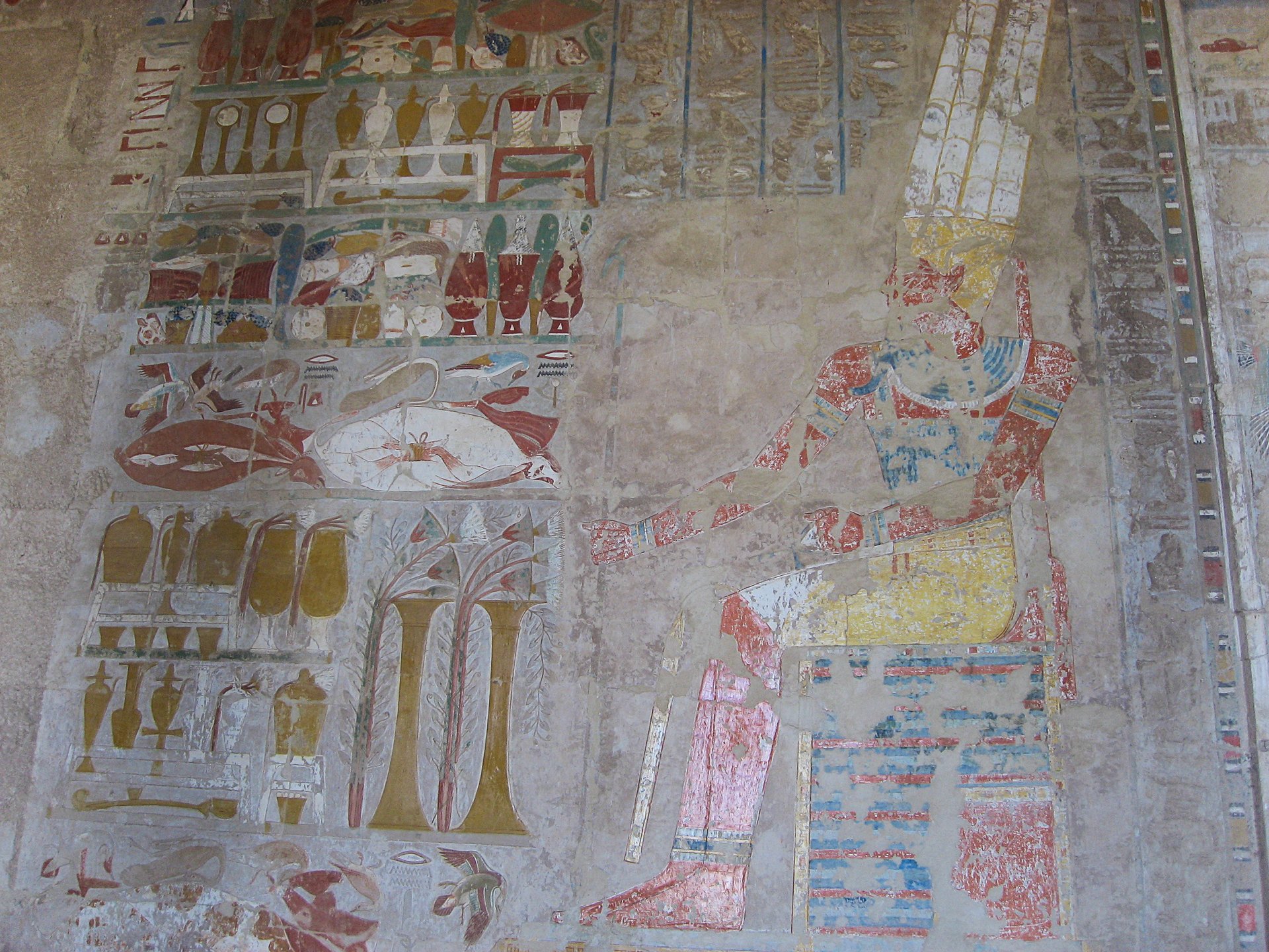 Рисунки внутри храма царицы Хатшепсут