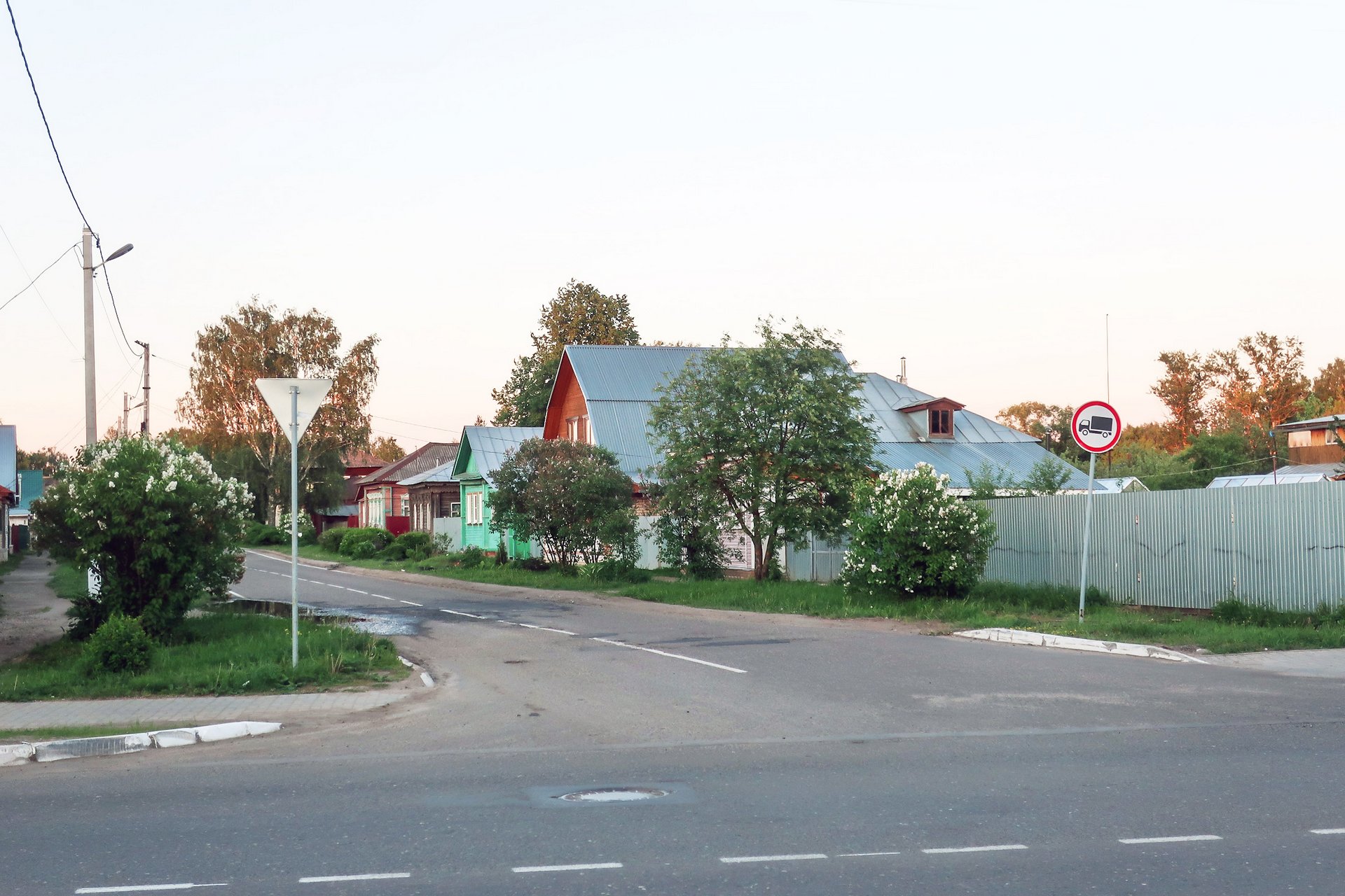 Улица Новинская в городе Нерехта Костромской области